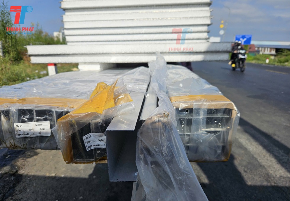 phu-kien-nhom-thanh-u-nhom-50-canh-38mm-3